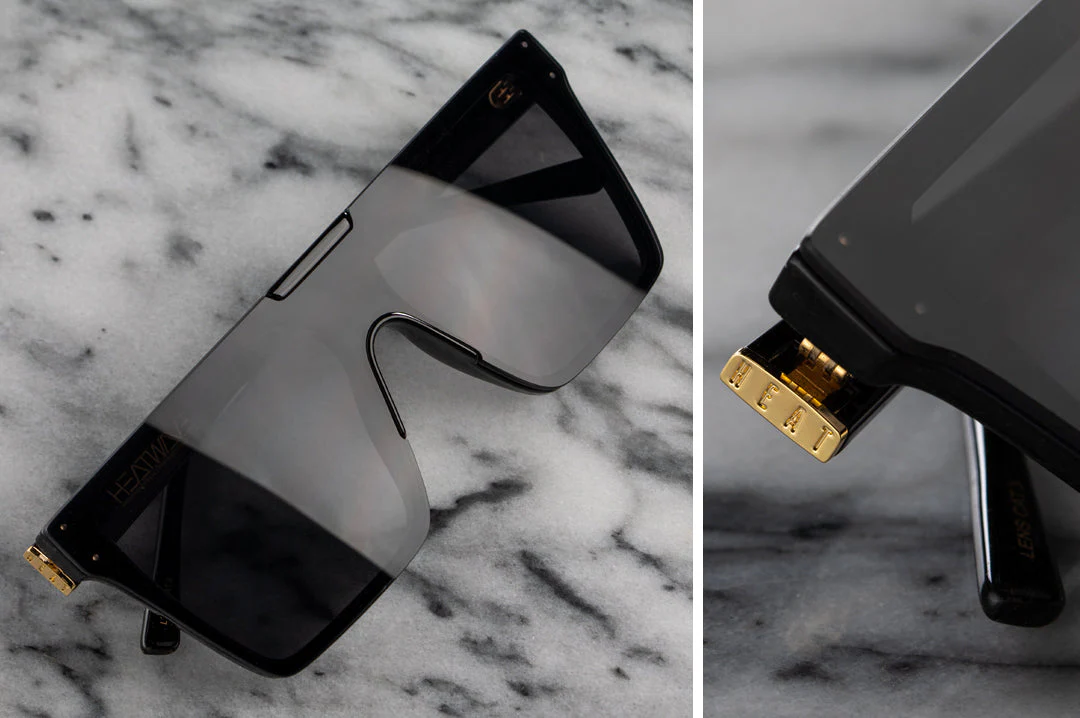 CLARITY SUNGLASSES: Black Frame x Black - Image 4