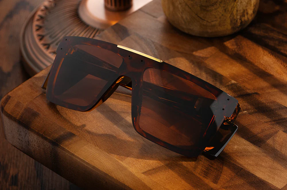 PERFORMANCE QUATRO SUNGLASSES: Tortoise - Image 4