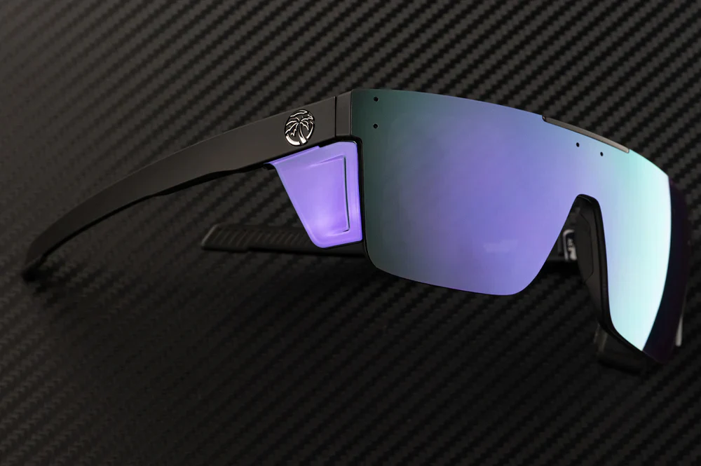 PERFORMANCE QUATRO SUNGLASSES: Ultra Violet - Image 3