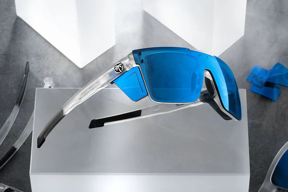 PERFORMANCE QUATRO SUNGLASSES: Vapor Frost Coastal - Image 5