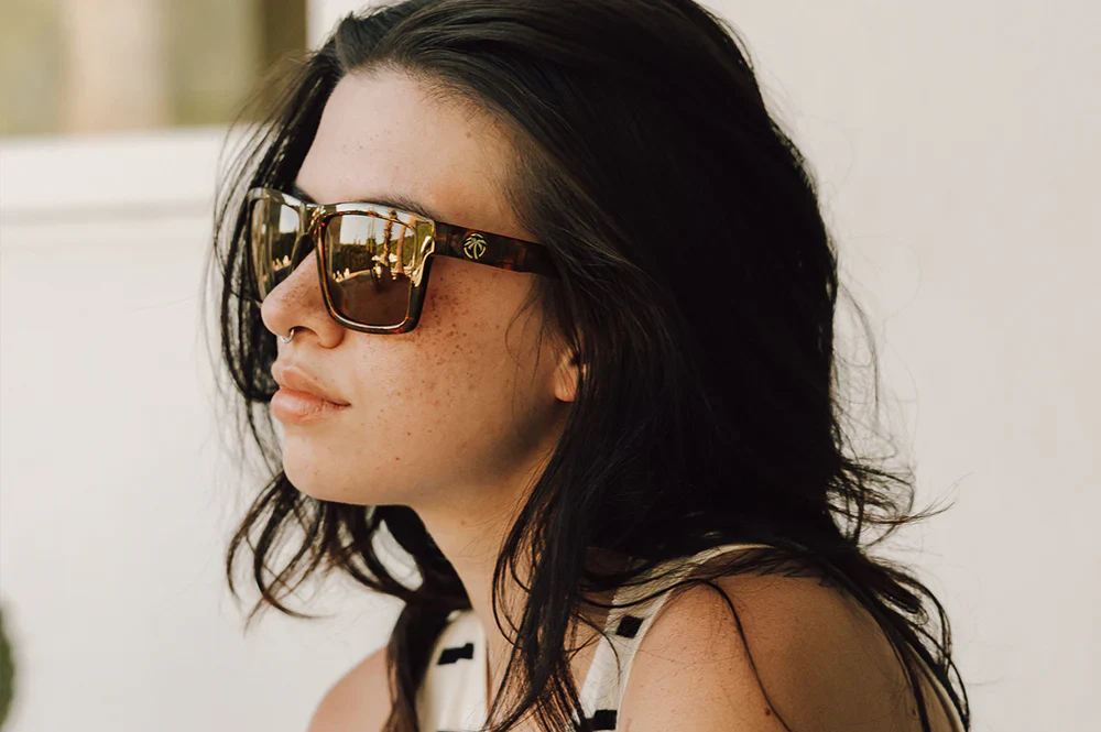 PERFORMANCE VISE SUNGLASSES: Tortoise - Image 9