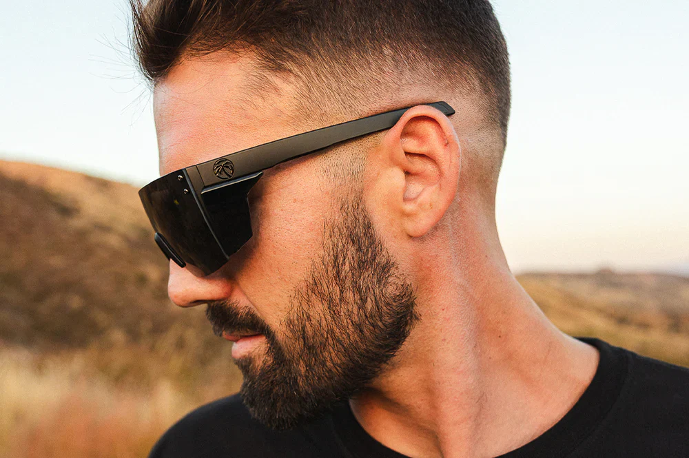 PERFORMANCE XL LAZER FACE SUNGLASSES: Ultra Black - Image 9