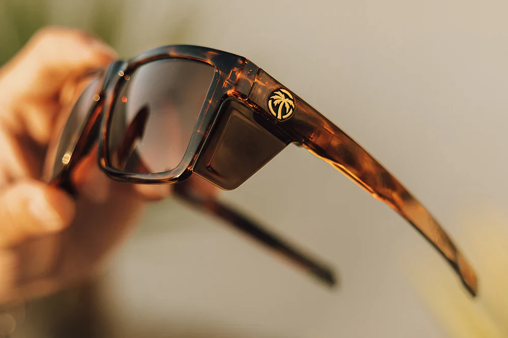 PERFORMANCE XL VISE SUNGLASSES: Tortoise - Image 6