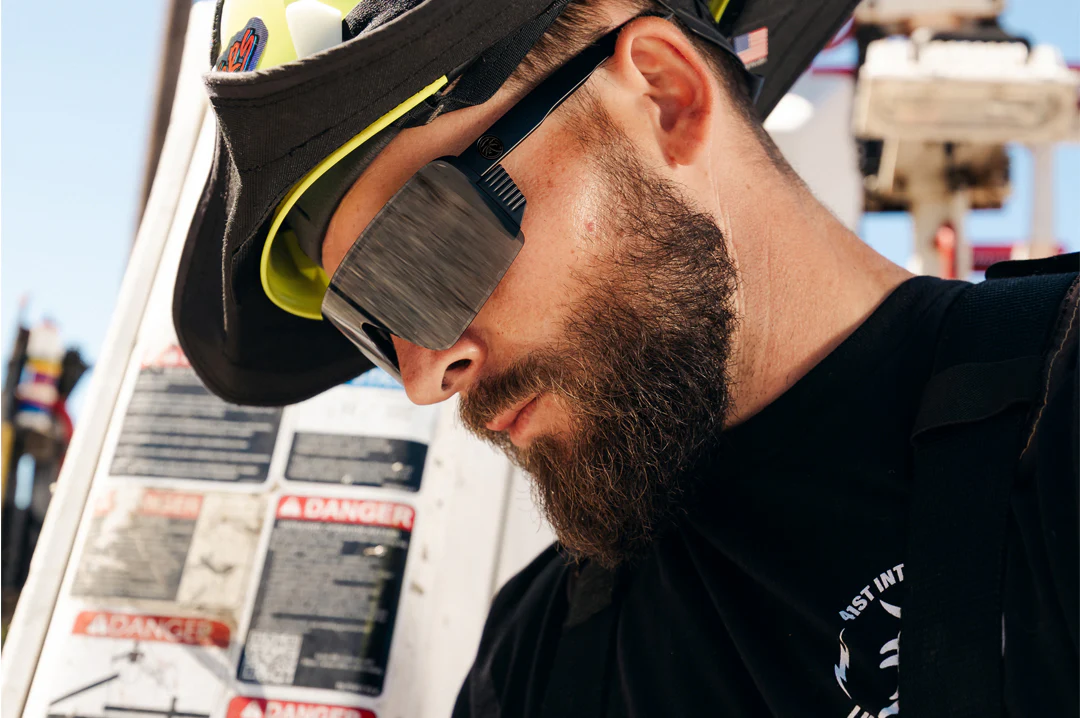 SKYNET SUNGLASSES: Black - Image 7