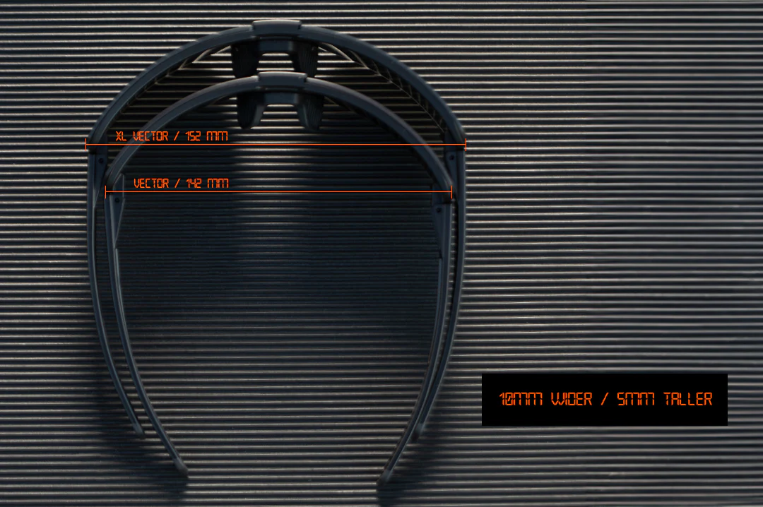 XL VECTOR SUNGLASSES BLACK: Black - Image 5